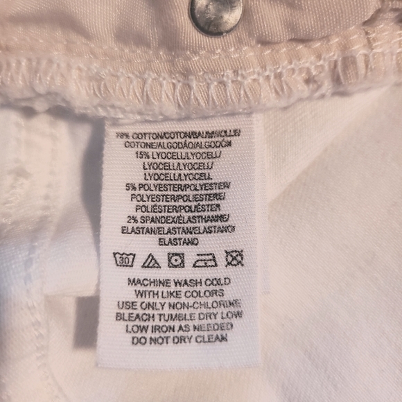 Free People Busted Knee Jeans - Picture 8 of 8